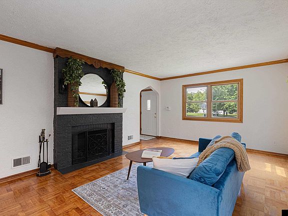 2nd image of 7208 Minne Lusa Blvd