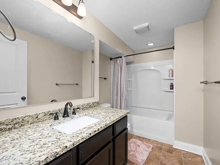 67 Cobblestone Ln — Photo 36