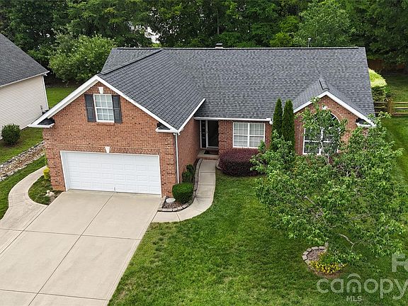2nd image of 785 Treva Anne Dr SW