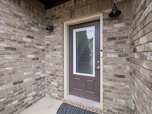 2nd image of 4116 Suntropic Ln