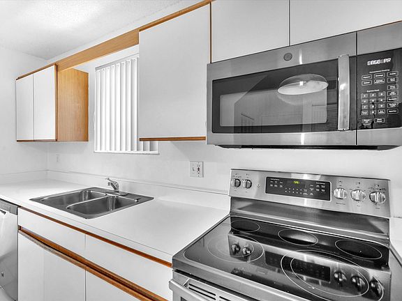 3rd image of 9802 Nickels Blvd #9