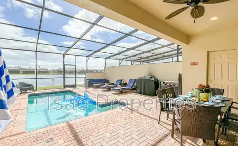 8858 Geneve Ct — Photo 11
