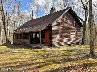 368 Masthope Plank Rd, Lackawaxen, PA 18435