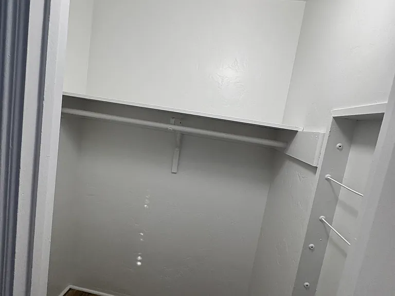 1752 Chestnut Ave #1754 — Photo 7