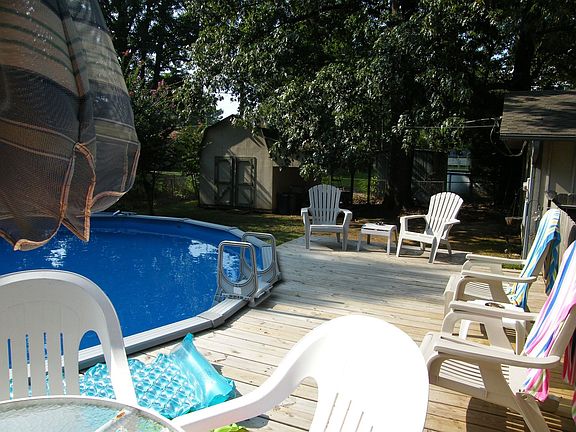 Pool & Deck