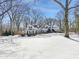 14 Pinecroft Rd, Greenwich, CT 06830