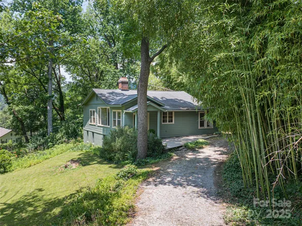 56 Lockley Ave, Asheville, NC 28804