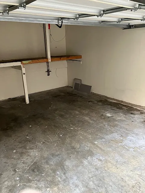 2 bed, 730 sqft, $3,900 — Photo 2