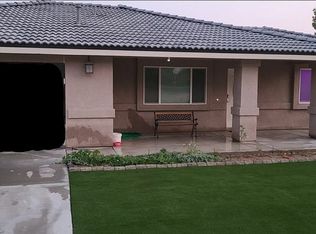 23487 South Rd, Apple Valley, CA 92307