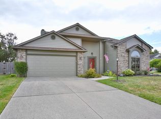 11204 Crested Oak Ct, Fort Wayne, IN