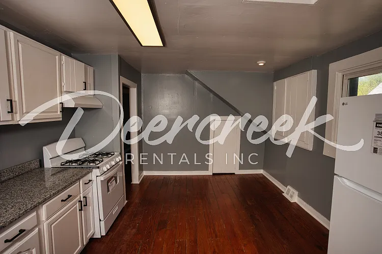 176 Esther Ave #2 — Photo 10