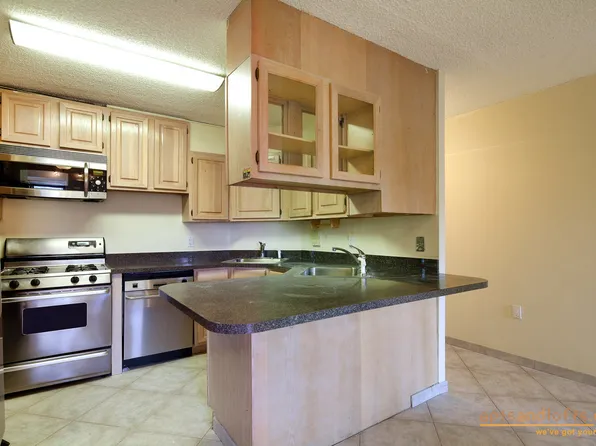 762 Empire Blvd APT 1F, Brooklyn, NY 11213