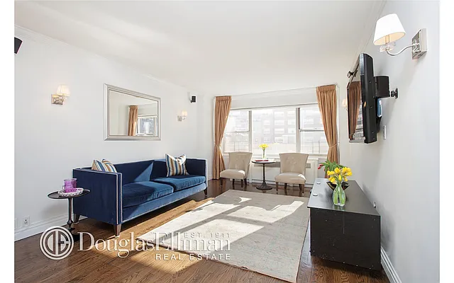 Sold by Douglas Elliman | media 18