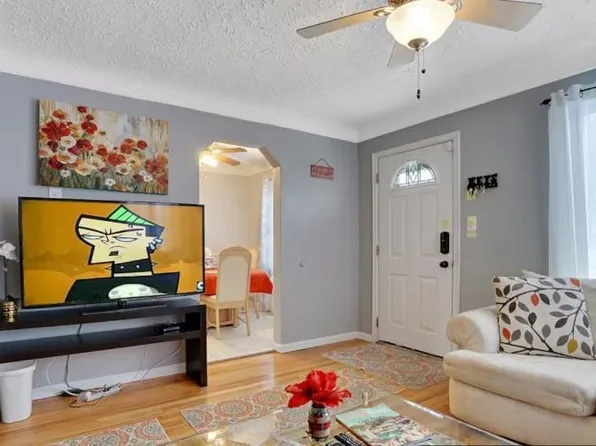 1460 E Chesterfield St E, Ferndale, MI 48220