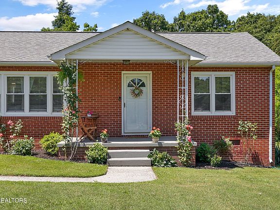 2nd image of 143 Fairview Dr