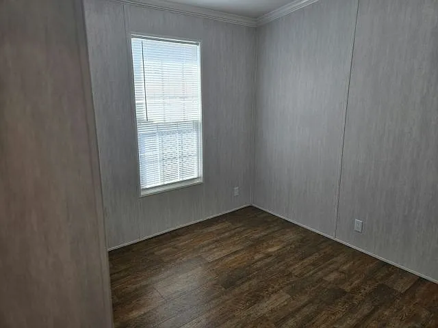 3301 58th Ave N #221 — Photo 6