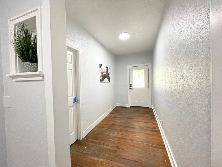 210 Carolina Ave — Photo 34