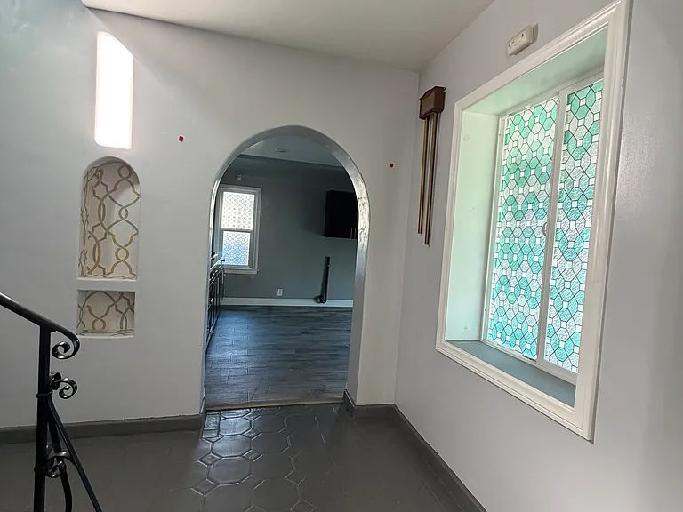 5703 Golden West Ave #1/2 — Photo 9
