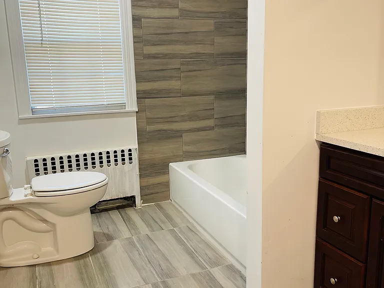 37 Ireland Ave #1 — Photo 7