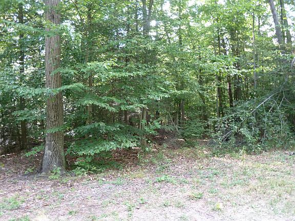 5th image of Ledgeview Dr
