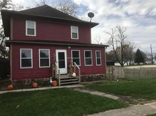 1004 State St, Dexter, IA 50070
