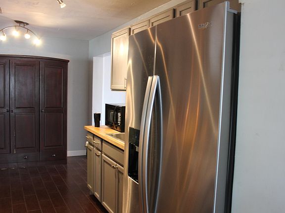 3rd image of 2391 Floridiane Dr