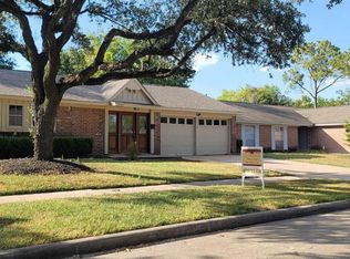 7726 Barberton Dr, Houston, TX 77036