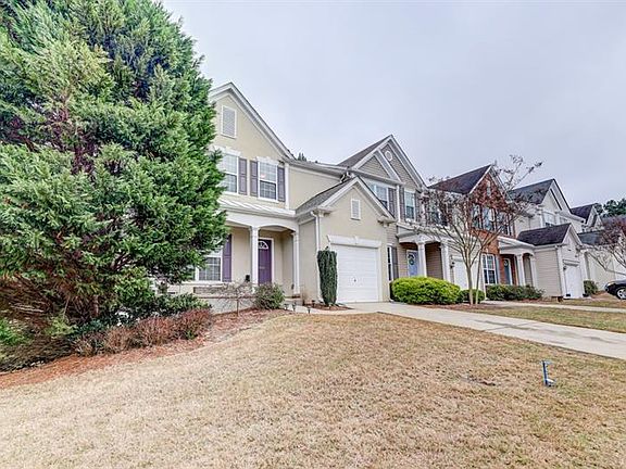 3rd image of 3010 Timbercreek Cir #3010