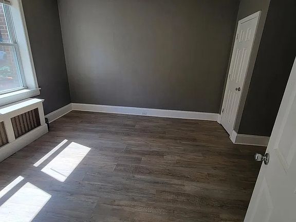 2nd image of 2 Aigburth Rd APT 1