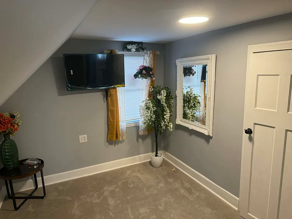 42 Gage St #2