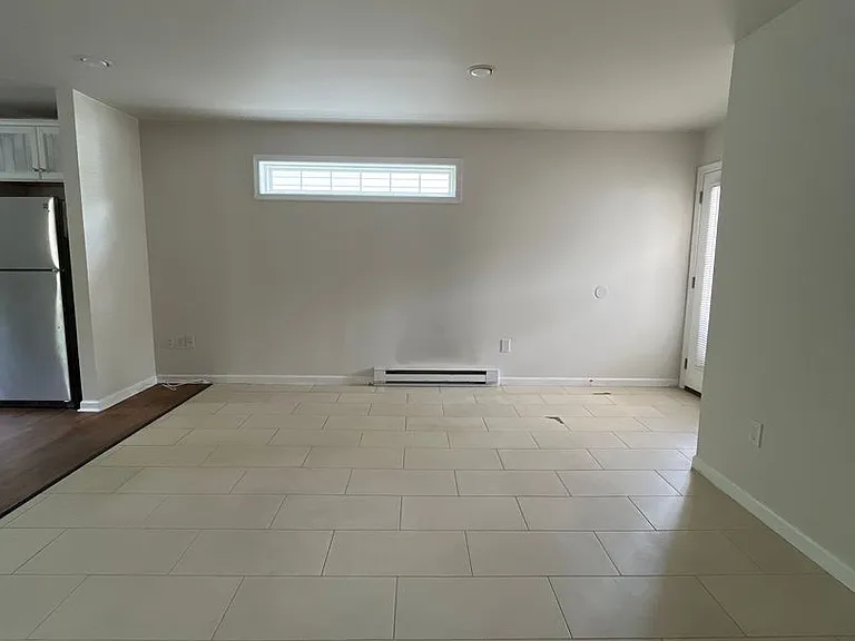 336 Central Park Ave — Photo 3