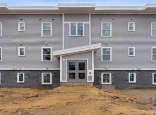 25 Three Pines Dr UNIT 301, Westbrook, ME 04092
