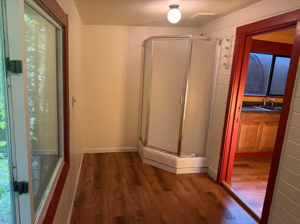 (undisclosed Address), Santa Rosa, CA 95404