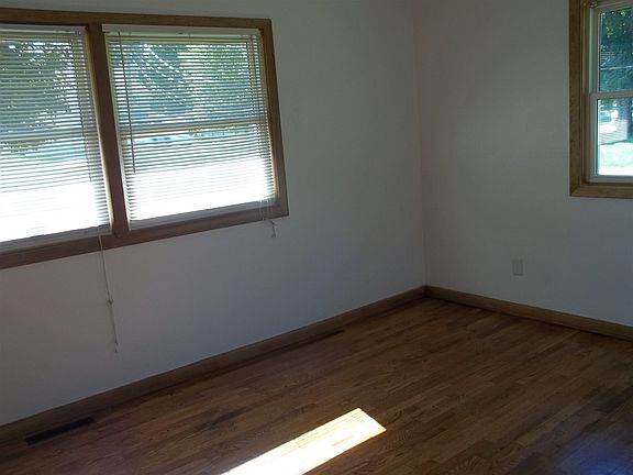 3rd image of 56883 County Road 13
