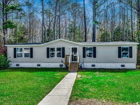 24 Majors Ct., Pawleys Island, SC 29585