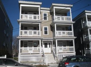 378 Centre St APT 2L, Boston, MA 02122