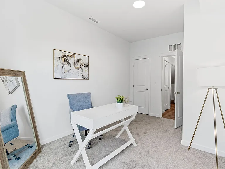 510 Diamond Ln — Photo 25
