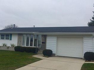 2706 42nd St, Two Rivers, WI 54241