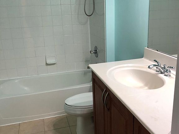 5th image of 12945 Centre Park Cir APT 410