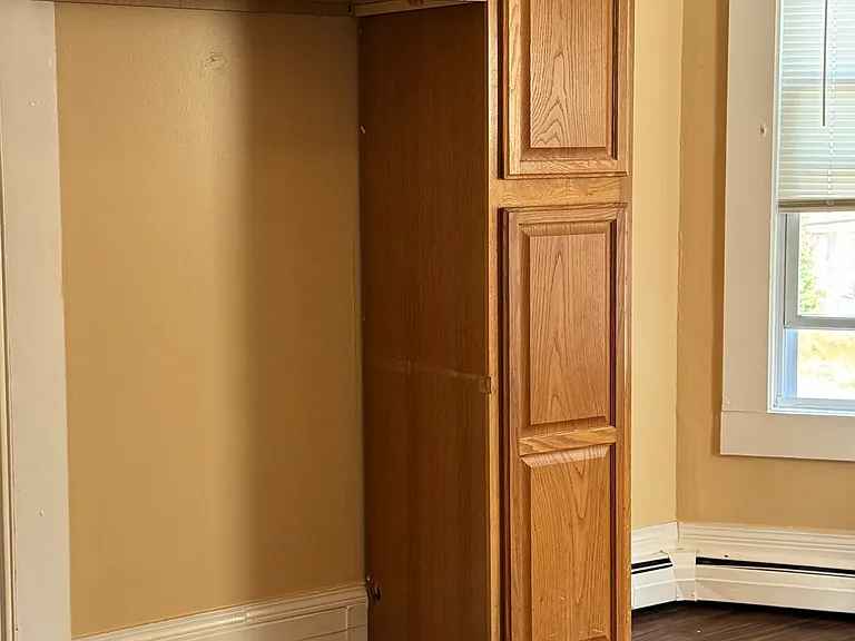 957 Warren Ave #2 — Photo 1