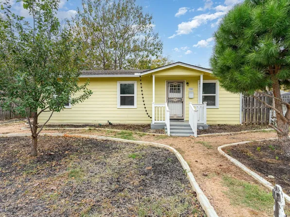 700 Broadway Ave, Euless, TX 76040