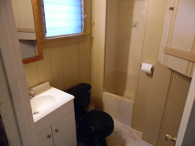 428 Tetley Ln — Photo 11