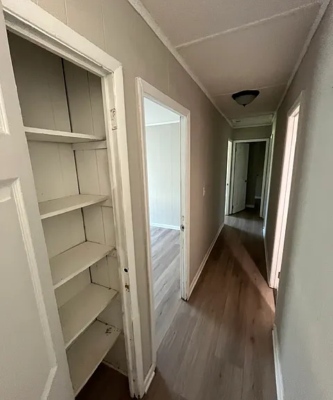 2830 Village Green Dr — Photo 5