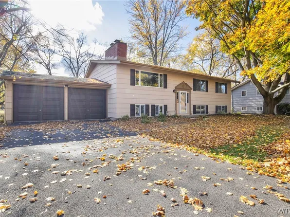 335 Carrollwood Dr, Youngstown, NY 14174