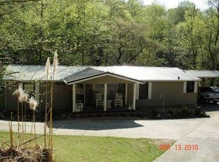 580 Banning Rd, Whitesburg, GA 30185
