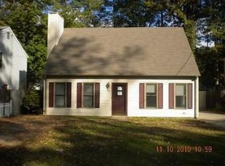 13 Mellon St, Newport News, VA 23606