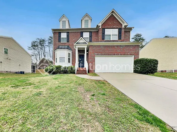 5203 Winterale Ct, Mc Leansville, NC 27301