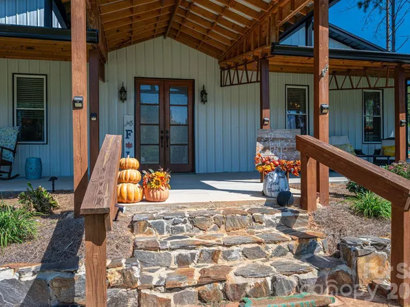 136 Sellers Rd, Kings Mountain, NC 28086