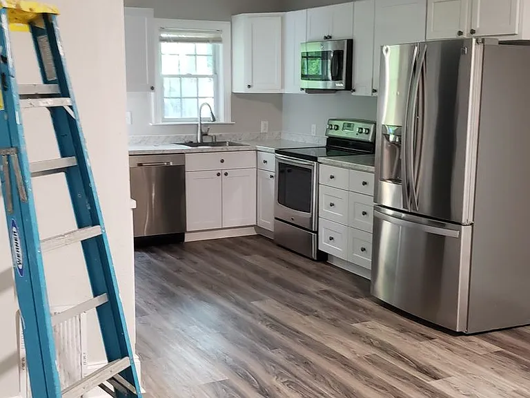 319 E Ladies Mile Rd — Photo 4