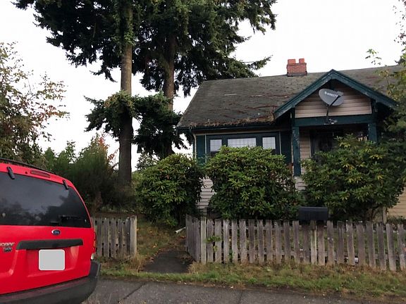 2nd image of 2809 23rd St